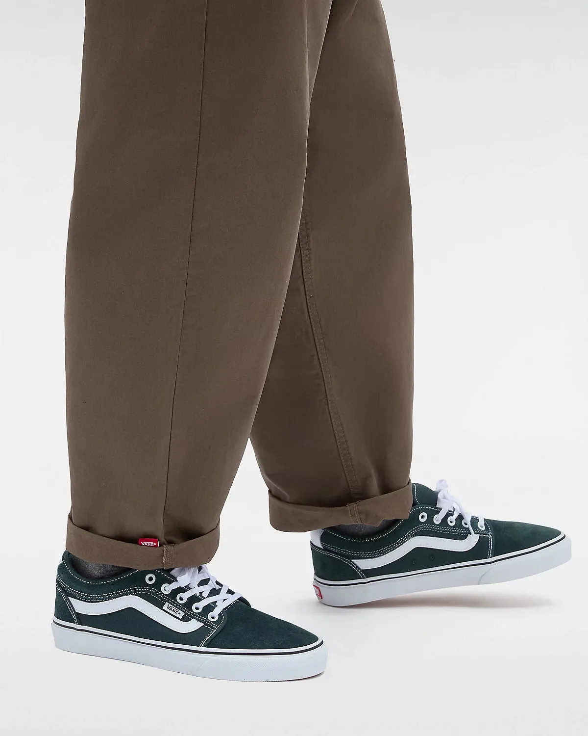 Chukka Low Sidestripe Shoes in Green Gables & True White
