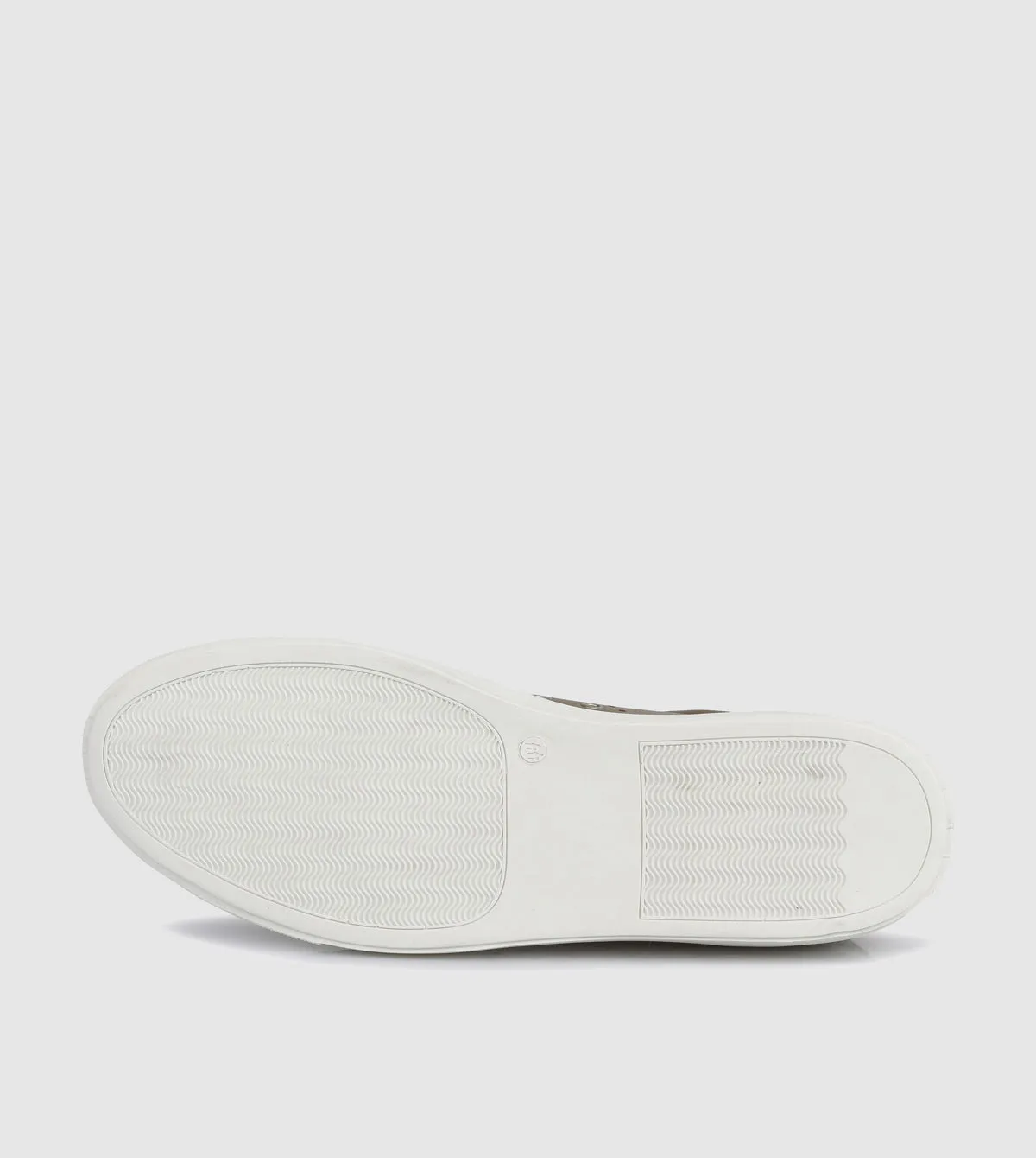 Colter Low Top sneakers by Brando