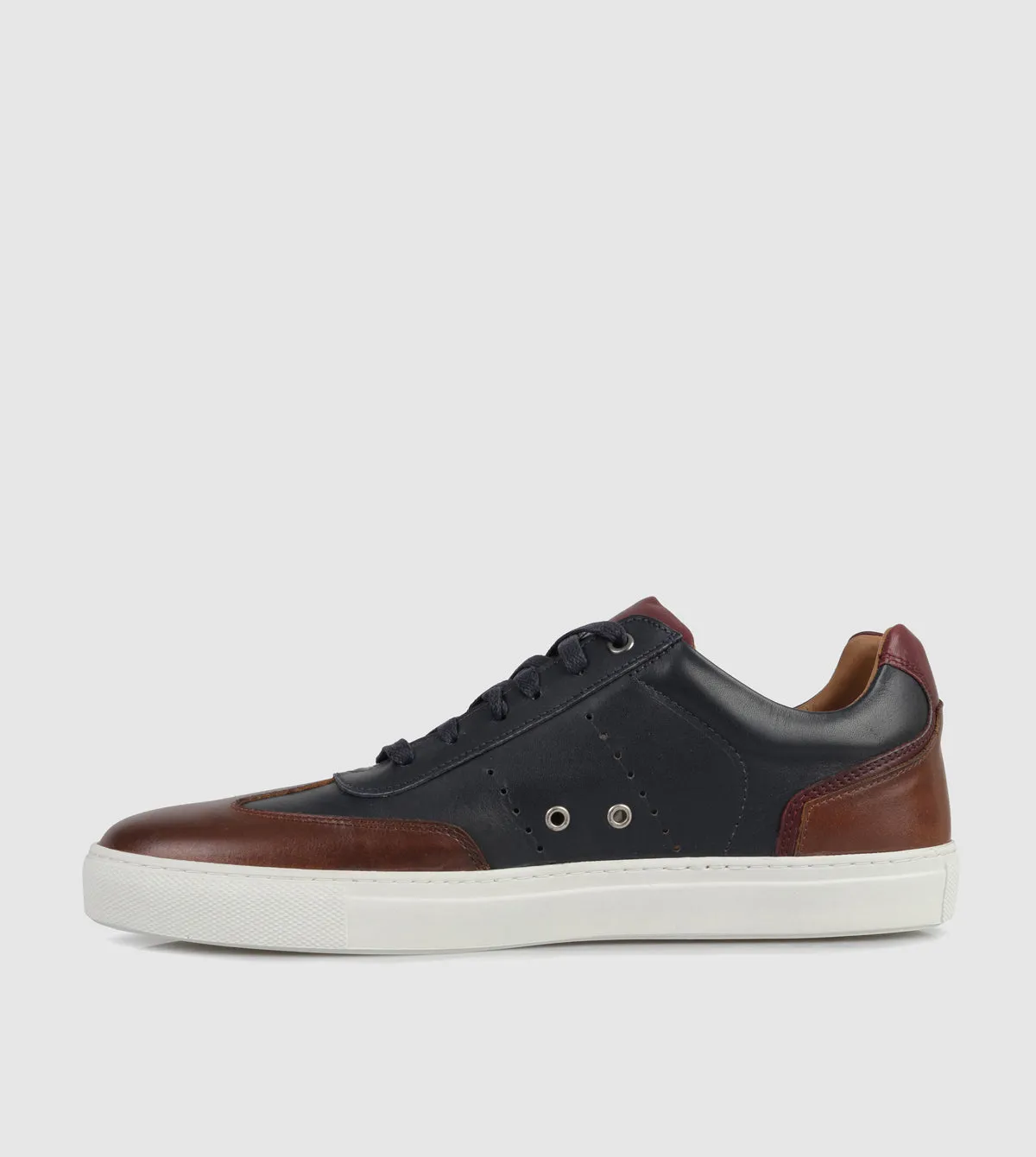 Colter Low Top sneakers by Brando