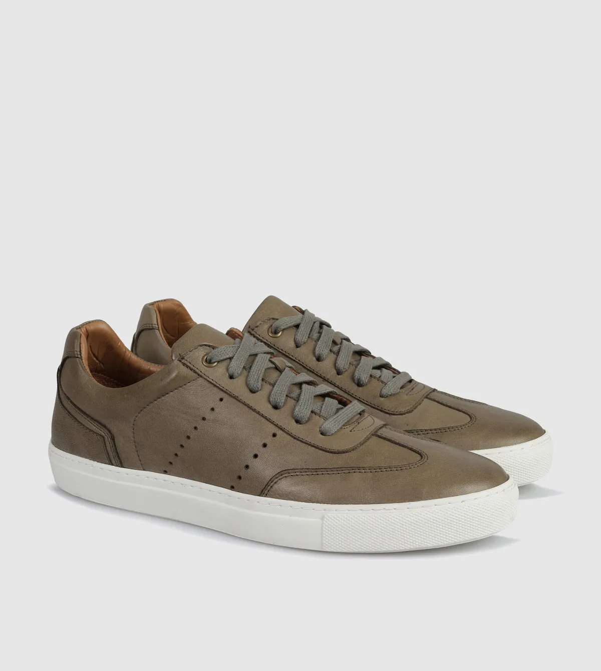 Colter Low Top sneakers by Brando