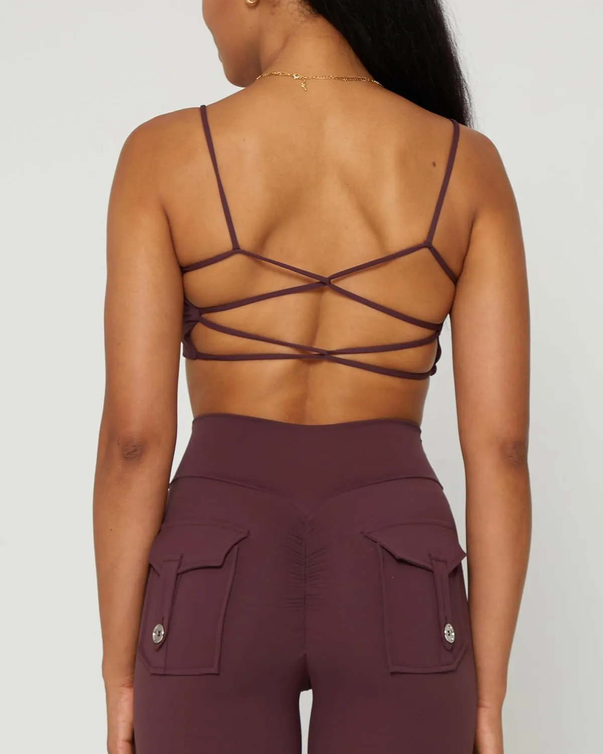 Danysu Backless Sports Bra Soft Workout Tops with Removable Padded Yoga Training Bras Strappy Going Out Top
