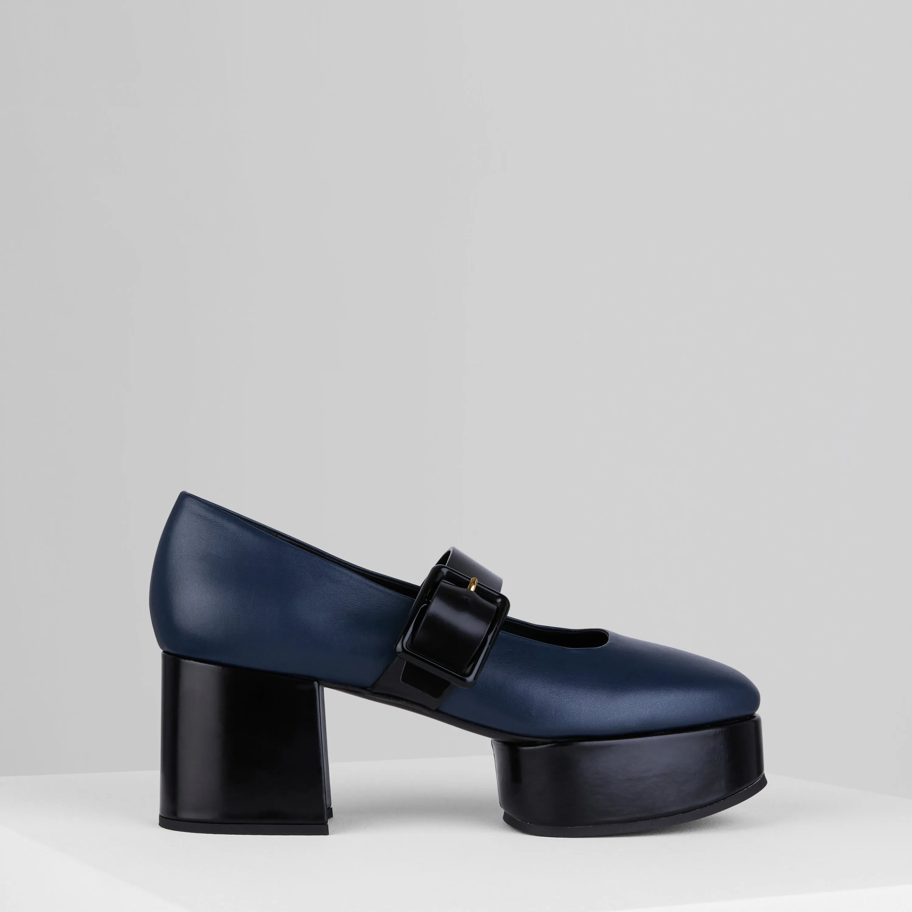 Myla Mary Jane in Midnight
