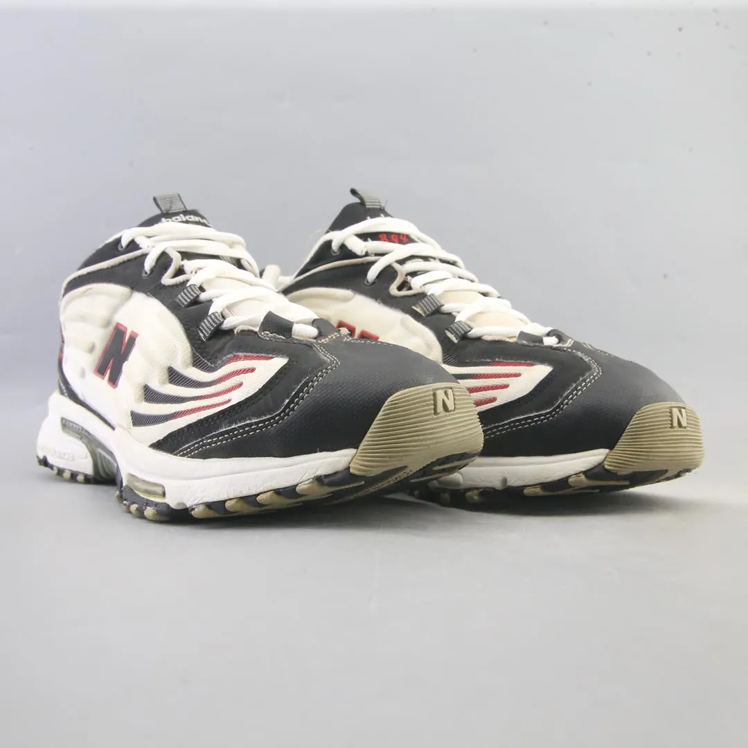 NEW BALANCE 894V2