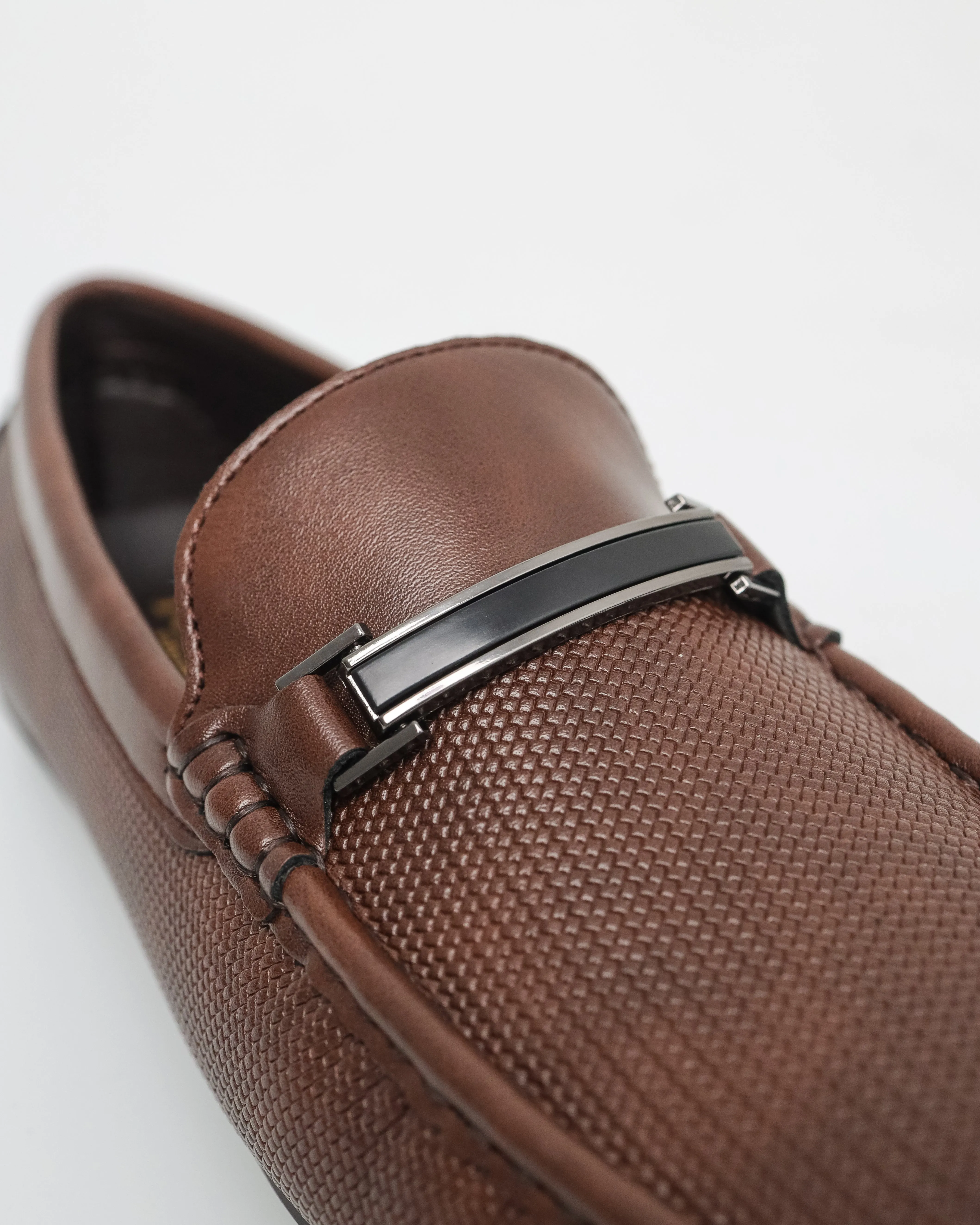 Tomaz C615 Men's Black Streamline Buckle Moccasins